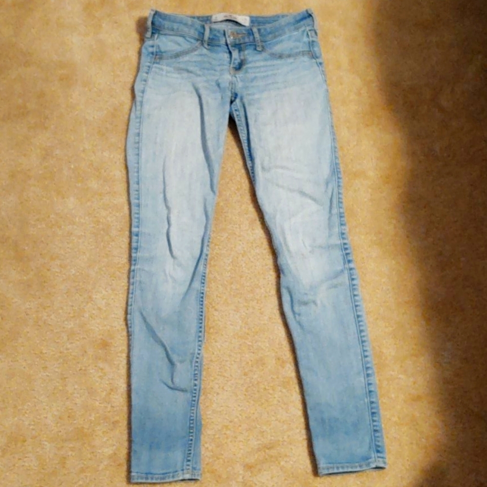 🥳Light blue skinny jeans